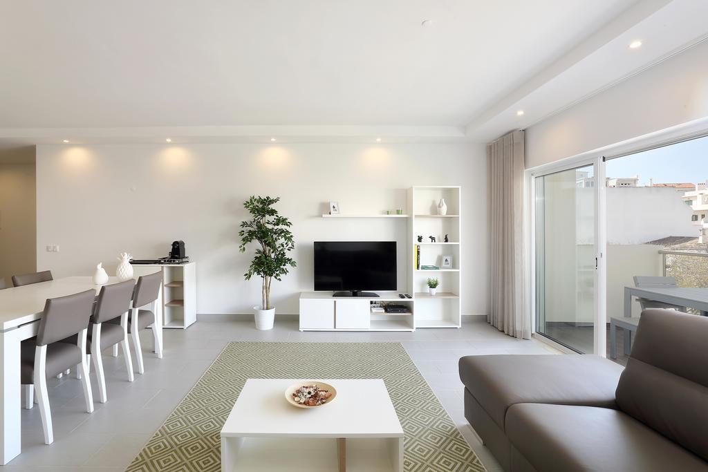 Original 3 Bedroom Downtown Albufeira Bagian luar foto