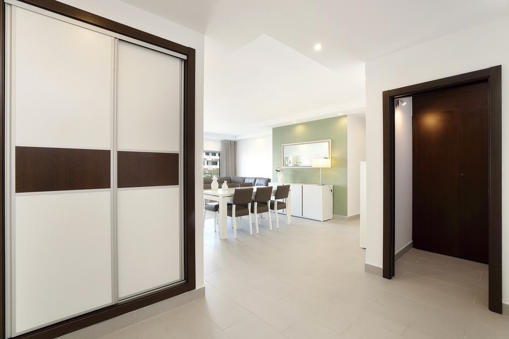 Original 3 Bedroom Downtown Albufeira Bagian luar foto